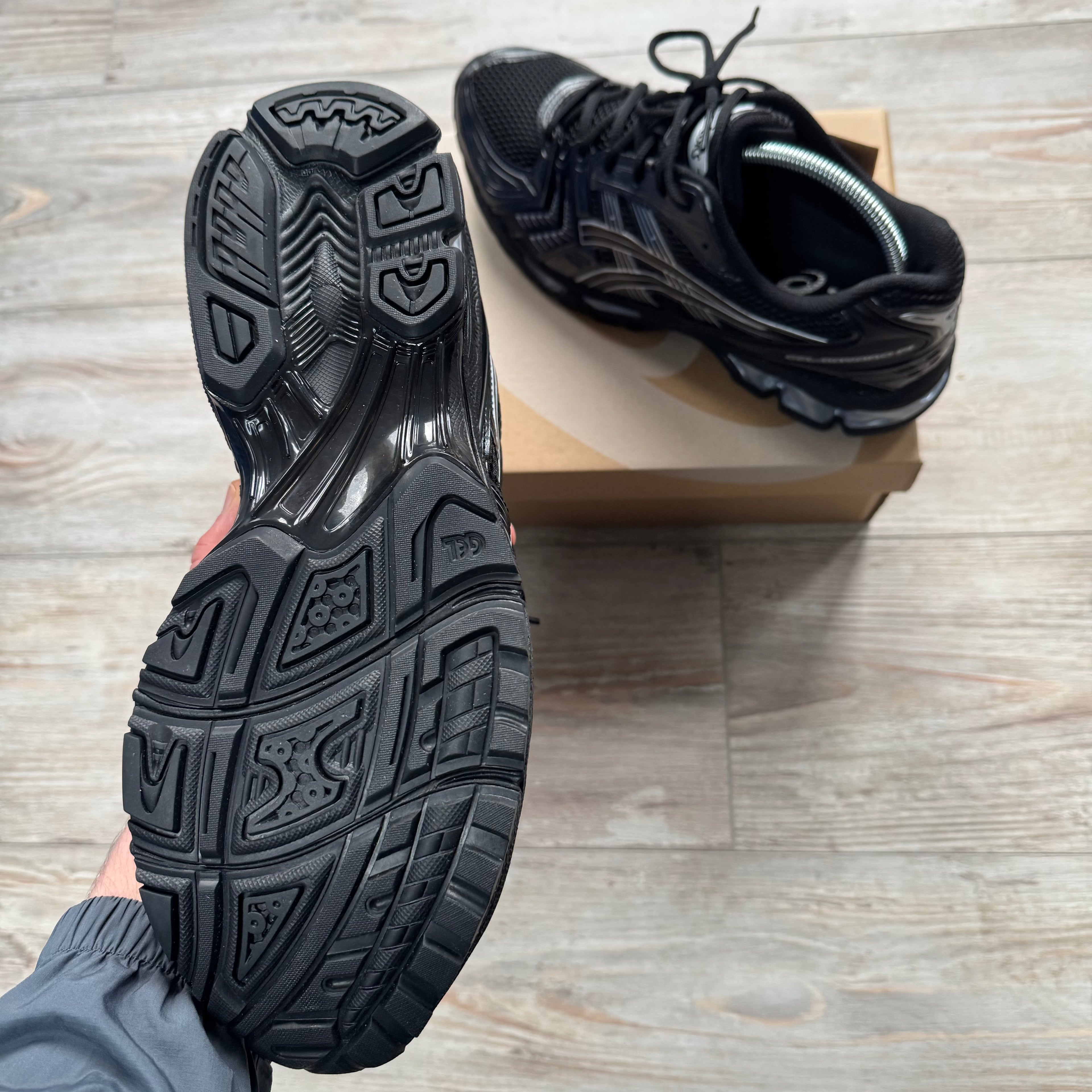 Asics Gel Kayano 14 - BLACK/PURE SILVER